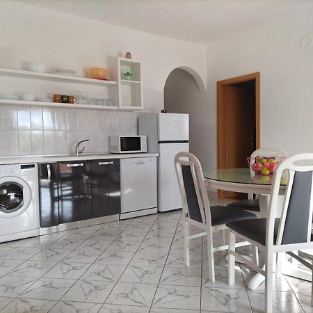 Apartments Podbarje بول المظهر الخارجي الصورة