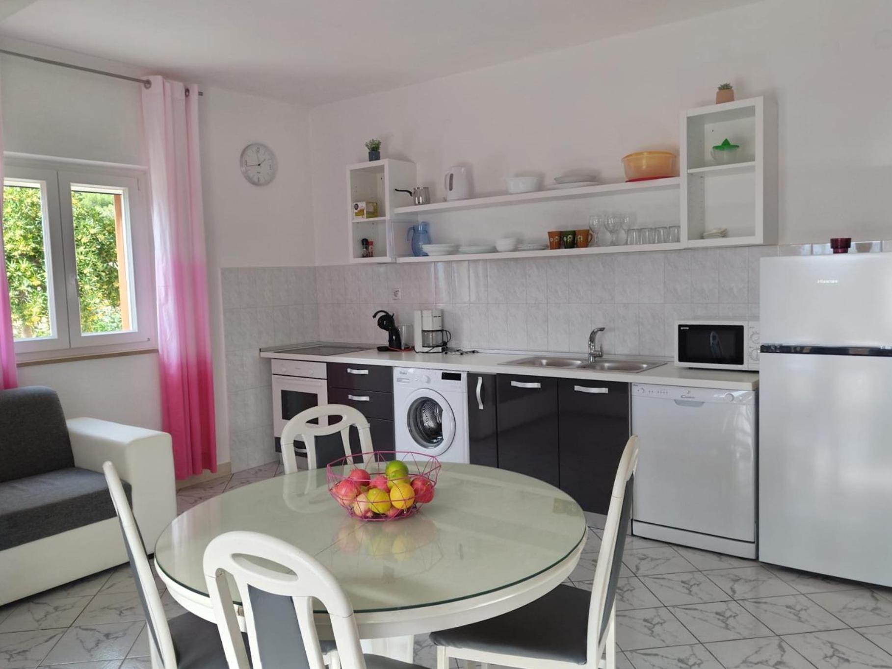 Apartments Podbarje بول المظهر الخارجي الصورة
