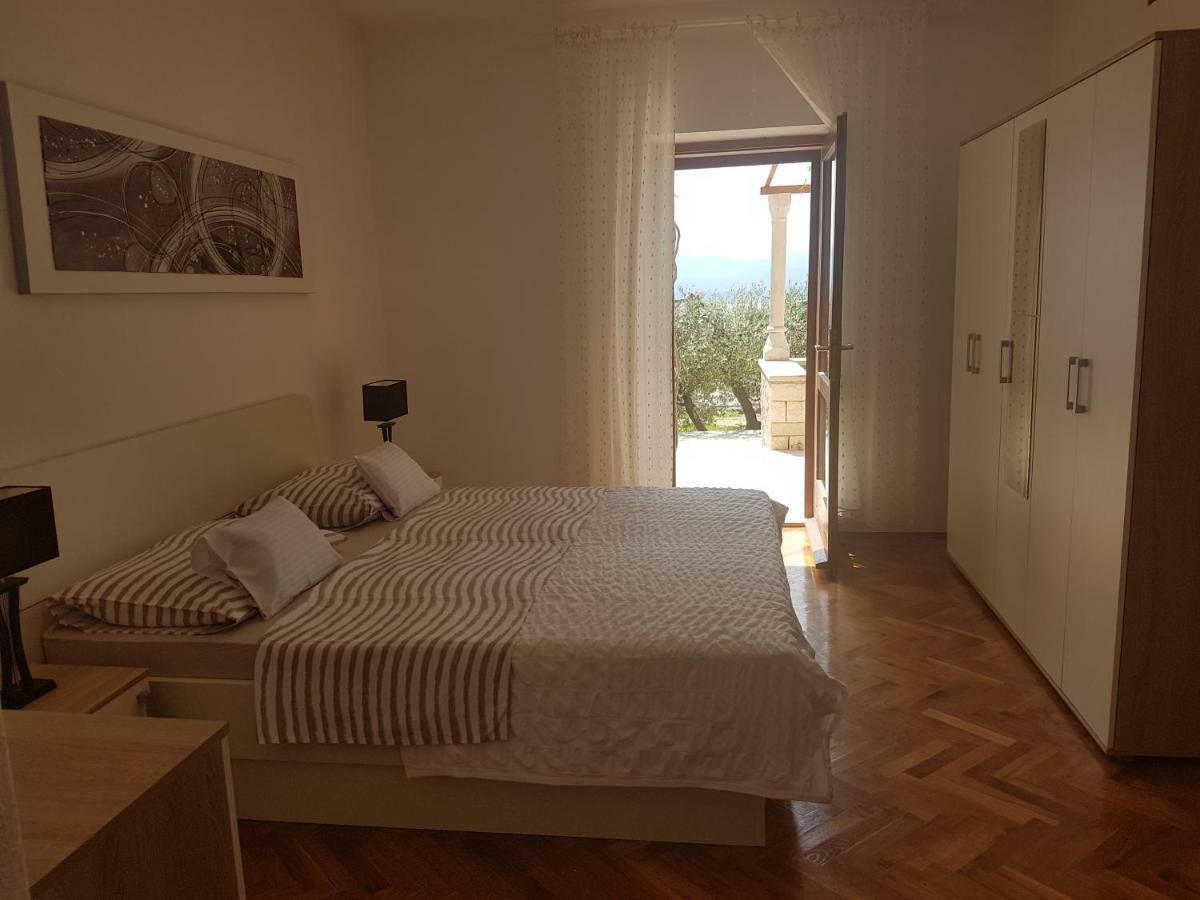Apartments Podbarje بول المظهر الخارجي الصورة